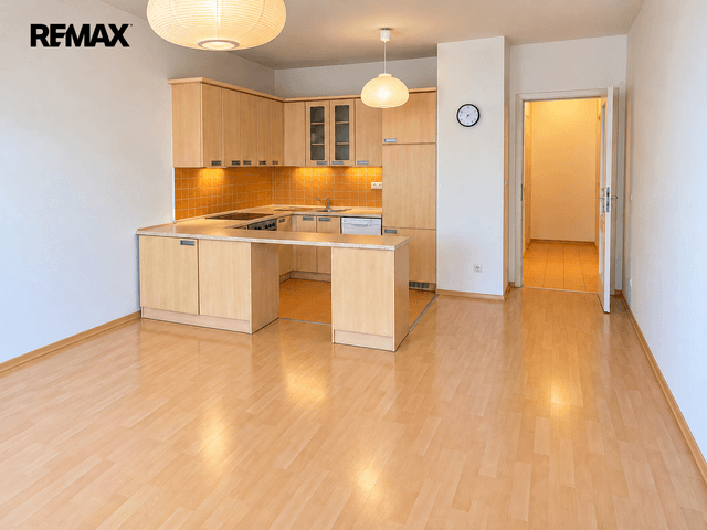 Pronájem bytu 1+kk, 40,42 m2, Praha