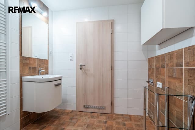 Pronájem bytu 2+kk, 53,4 m2, Praha