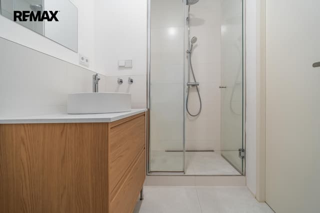 Pronájem bytu 2+kk, 48,2 m2, Praha