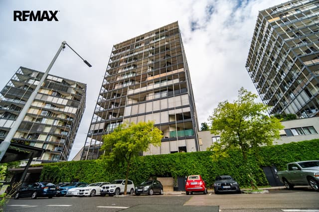 Pronájem bytu 1+kk, 44 m2, Praha