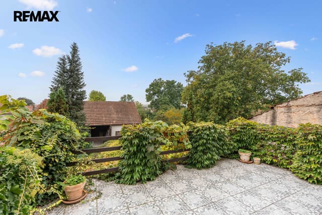Prodej vícegeneračního domu, 330 m2, Čečelice