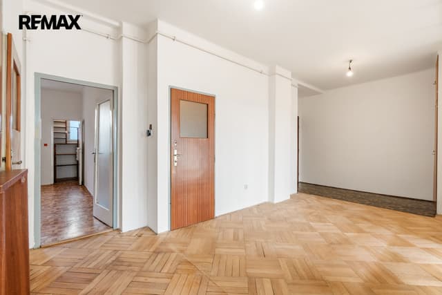 Prodej bytu 2+1, 91 m2, Praha