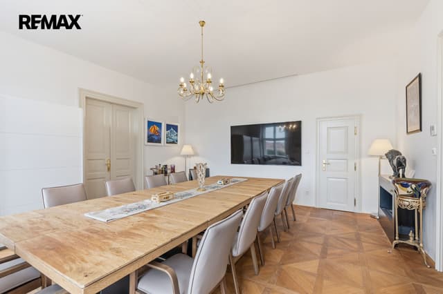 Prodej prostoru kanceláří, 139 m2, Praha