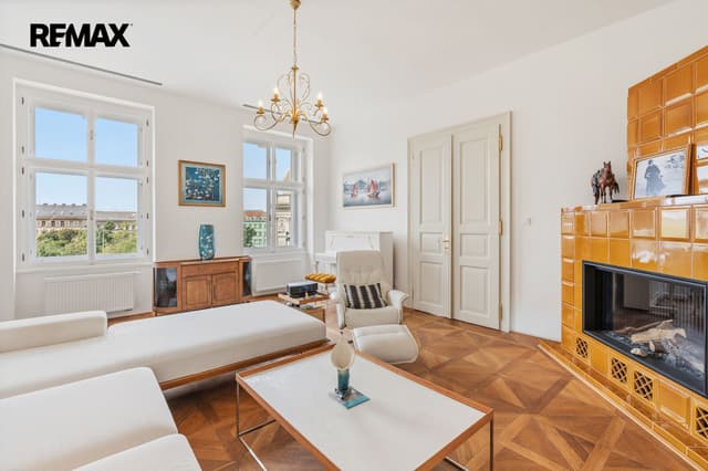 Prodej prostoru kanceláří, 139 m2, Praha