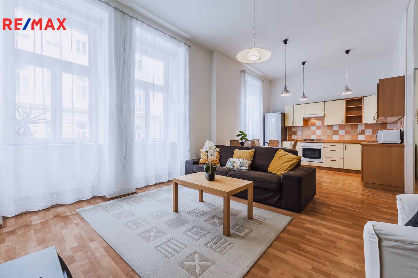 Pronájem bytu 2+kk, 53 m2, Praha
