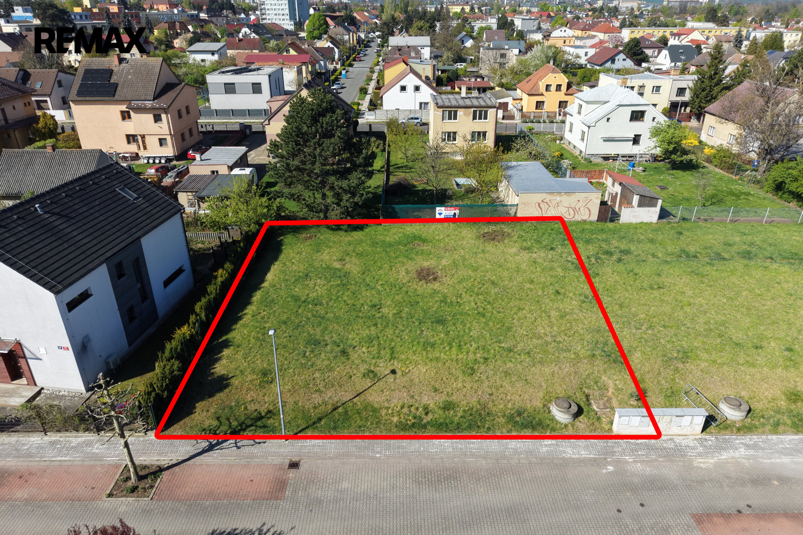 Prodej pozemku pro bydlení, 590 m2, Praha