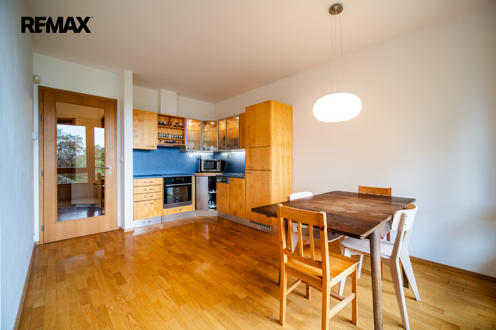 Prodej bytu 2+kk, 53 m2, Praha