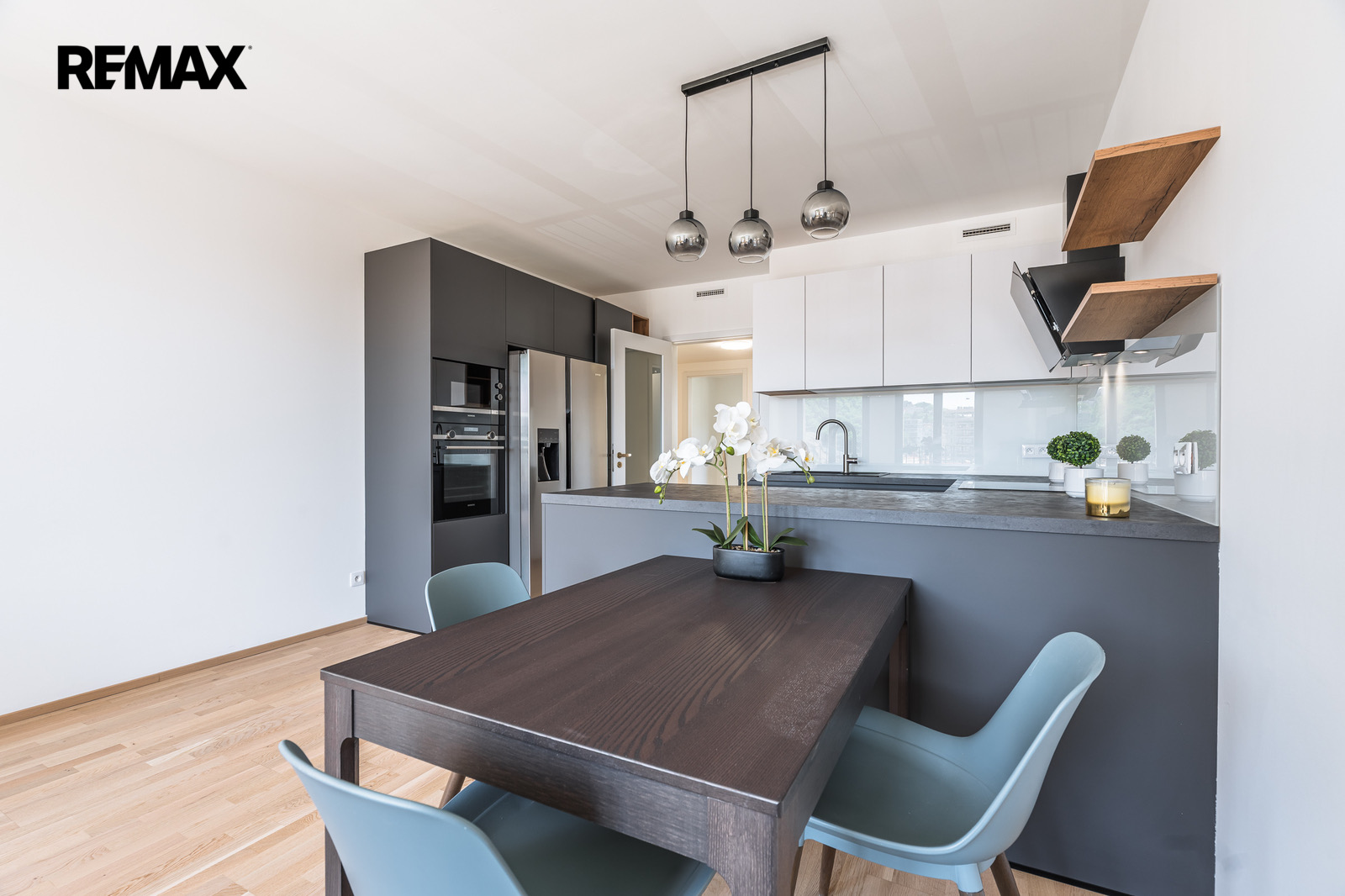 Pronájem bytu 3+kk, 77 m2, Praha